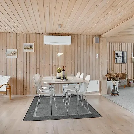 Hotel Beautiful In Hjorring With Wifi 4*